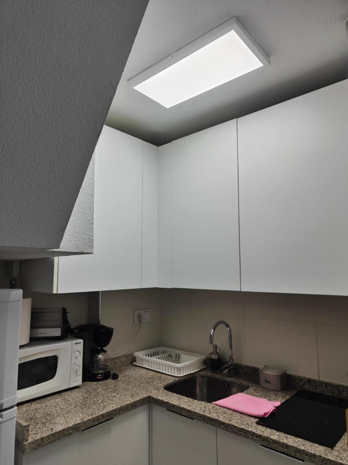 Agradable Duplex Terraza Virgen Del Rocio Appartement Sevilla Buitenkant foto