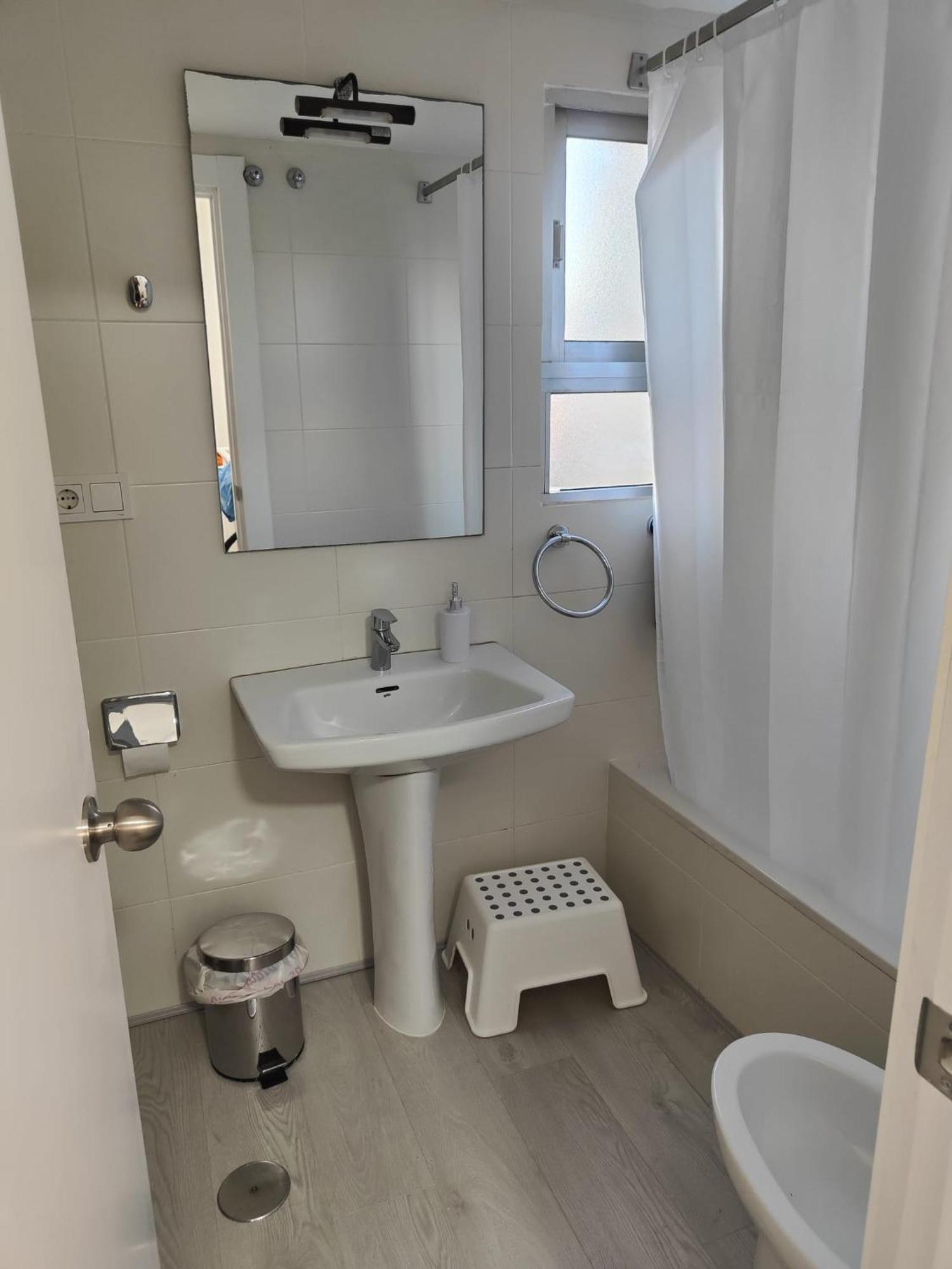 Agradable Duplex Terraza Virgen Del Rocio Appartement Sevilla Buitenkant foto